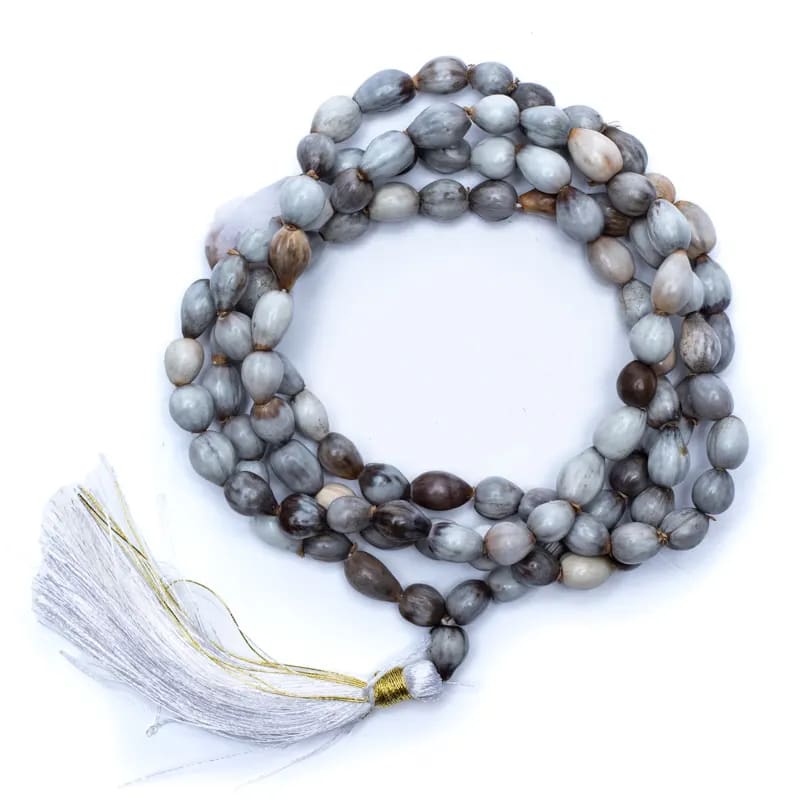 Mala Vaijayantizaad 108 Perlen mit weißer Quaste + Tasche