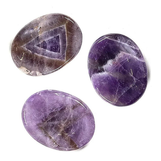 Worry Stone Amethyst – Calm, Intuition & Stress Relief | Polished Gemstone